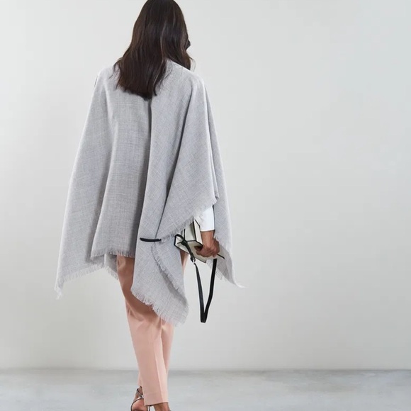 NWT REISS Yasmine Poncho Wrap Shawl - Picture 2 of 13